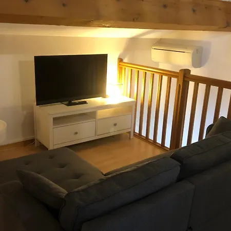 House With Garden And Terrace Near Holiday home