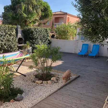 House With Garden And Terrace Near Holiday home *